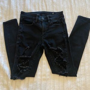 American Eagle Distressed Skinny Jean